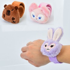 Браслет 24,5см, тварина, 6см, плюш, 3 види (капібара, кіт, зайчик), (1вид), микс видів 60/400/6шт в п/е