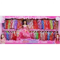 Кукла с гардеробом 