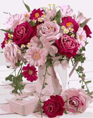 Набір для розпису по номерах Букет квітів у рожевих тонах Strateg розміром 40х50 см (GS135)