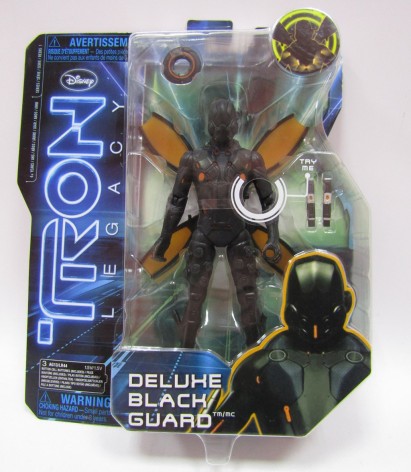Герої з аксесуарами Deluxe Black Guard, що світяться на підставці, 19 см (Tron)