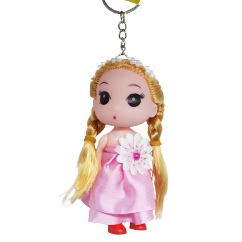 Лялька-брелок у сукні з ромашкою, рожевий