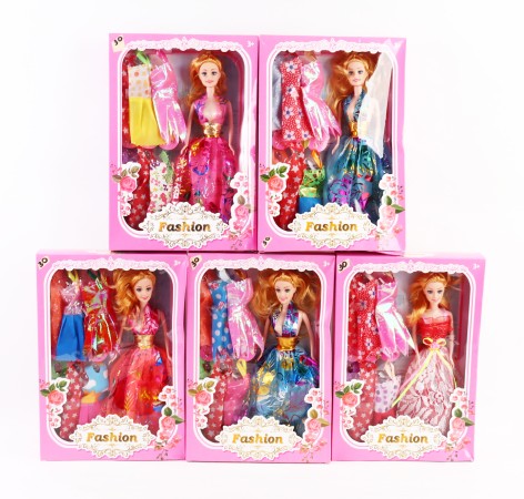УЦІНКА 30% Лялька типу Барбі з нарядами, кор. 23*5*32.5 см 