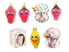 Новорічна  скляна фігурка  8 см 