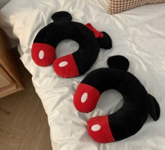 Подушка для подорожі 2 види, на кнопці 