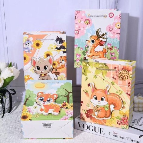 Пакет подарочный бумажный S 