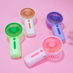 Вентилятор ручний/портативний, 12,5см, 4 кольори, на бат-ці, в кор-ці, 13-6,5-4,5см 