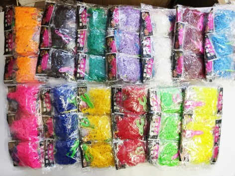 Резинки в пакете 200шт+крючок+рогатка+клипсы,13 цветов //