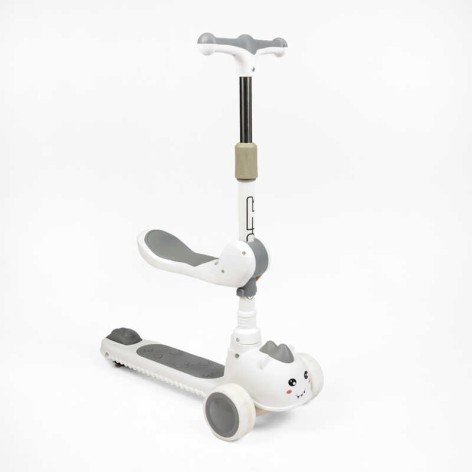 Самокат триколісний з сидінням 