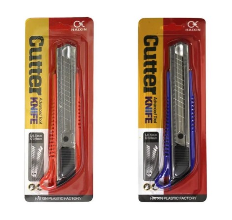 Нож канцелярский 18мм на блистере, цена за 2 шт. //