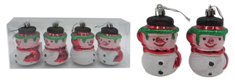 Набор игрушек на елку 