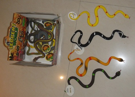 Іграшки гумові змії, довжина 45 см