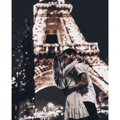 Картина по номерам Поцелуй под Эйфелевой башней 40х50 см с лаком и уровнем TM Strateg
