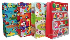 Подарунковий пакет картон 200грм, "Дитячі пригоди" МІКС 4 види, 31*42*12см 4 шт. в уп. 