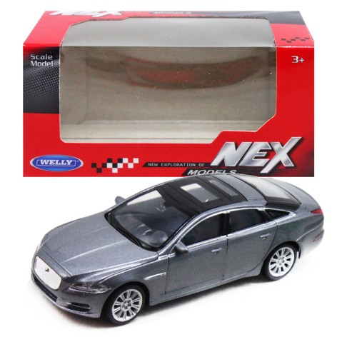 Машинка колекционная WELLY 1:43 JAGUAR XJ, серый