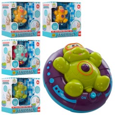 Водоплавающая игрушка 10см брызгает водой 3 вида микс цветов (24)