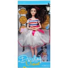 Лялька Шатенка в білому