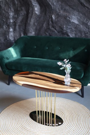 Журнальний стіл Овал, Терракотовий острів на золоті