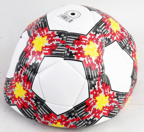 УЦІНКА 30% М'яч футбольний BT-FB-0307 TPE 380г 3кол.