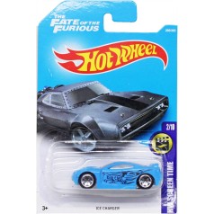 Машинка с металлической подвеской 