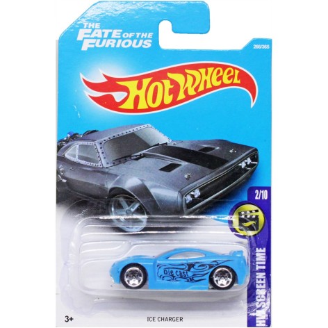 Машинка с металлической подвеской 