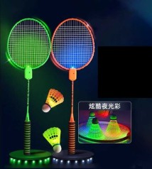 Бадминтон подсветка, 2 ракетки, 3 воланчика, в чехле /50/