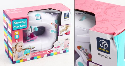 УЦЕНКА 20% Швейна машинка 26см, шиє, педаль керування, світло,на бат-ці, в кор-ці, 31-24-12см /12/