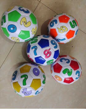 М'яч футбольний РОЗМІР №2, вага 100 грамів, матеріал PVC, балон гумовий, мікс видів 