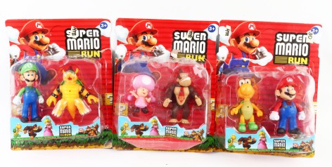 УЦІНКА 30% Герої 4 види, на аркуші 