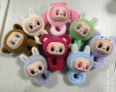 М’яка іграшка-браслет 