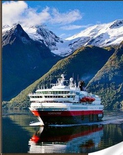 Набор для творчества алмазная картина Круизный лайнер Strateg размером 30х40 см кв (HEG86877)