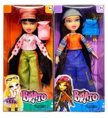 Лялька 2 види, висота 25.5 см, знімний одяг, шарнірні кінцівки, рюкзак, в кор. /144-2/