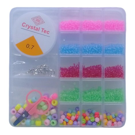 Набір бісеру для плетіння браслетів.