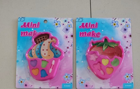 Косметика мікс 2 виді, тіні для повік планш. 11*15см 