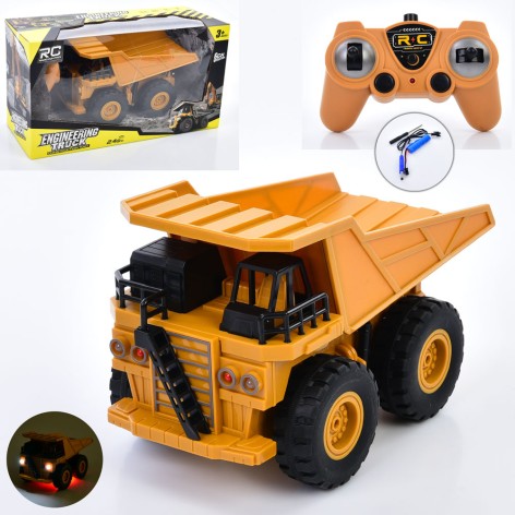 Р/К самоскид , акум, 22см, гумові колеса, рухливий кузов, USBзарядне, в кор-ці, 33-18-14,5см 