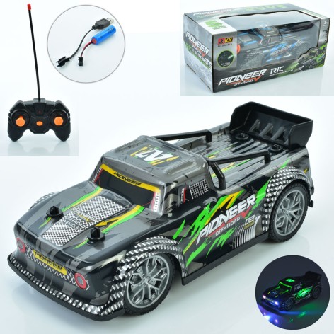 Р/К машина, акум, 19см, корпус не б'ється, світло, гумові колеса, USBзарядне, 2 кольори, кор-ці, 24-10-12,5см 