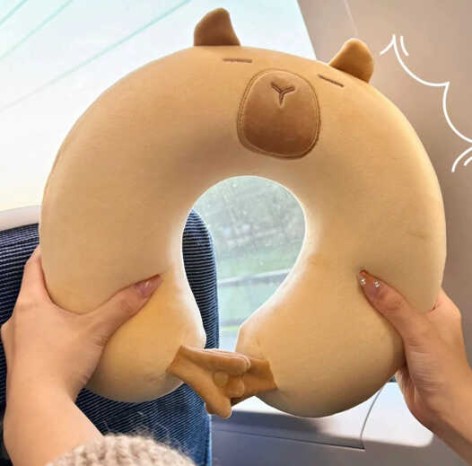 Подушка для подорожі “Капібара”, з ефектом пам'яті, на кнопці, знімний чохол 