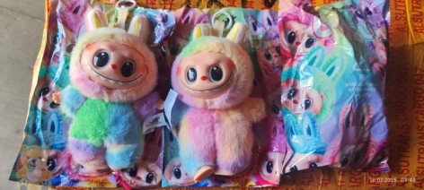 Мягкая кукла-сюрприз  Labubu  радужные цвета, 4 сезон, в кор.