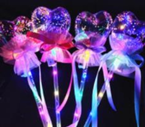 Іграшка зі світлом серце на паличці 38 см 