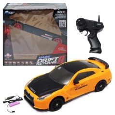 Машинка на радиоуправлении 