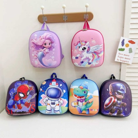 Рюкзак пластиковий корпус, регульовані ремінці, 1 відділення, 1 сітчаста внутрішня кишеня, у п/е, мікс видів   