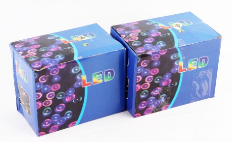 УЦІНКА 30% Гірлянда вулична світлодіодна 100 лампочок, 10 метрів, мультиколор у кор. 18*12*14см 