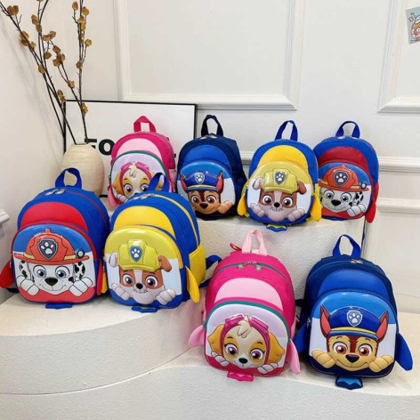 Рюкзак текстильний, твердий корпус, висота 25 см, поролонова спинка, 2 відділення, 2 бокові кишені, внутрішня кишеня, ремінець, мікс видів, у п/е 