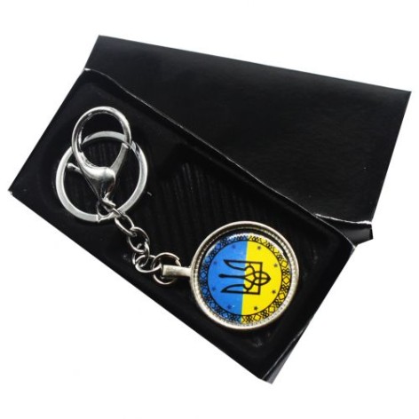 Брелок закатний "Герб України на прапорі"