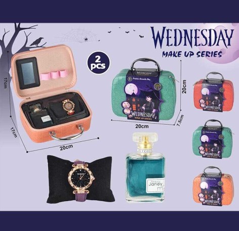 Набір косметики 3 кольори, у валізі, мікс видів 