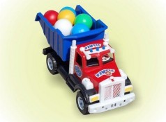 Вантажівка іграшка 