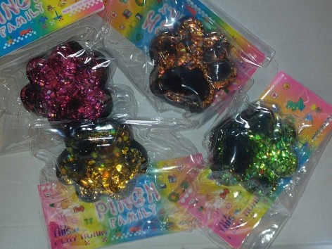 Сквіш лапки чорні блискучі 12см //