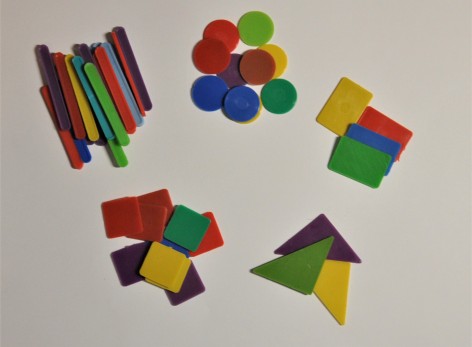 Набір лічильного матеріалу (лічильні палички + геометричні фігури) 4 шт. в уп.