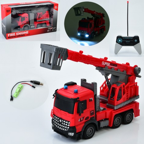 Радіокерована пожежна машина 1:14 з вишкою та світловими ефектами