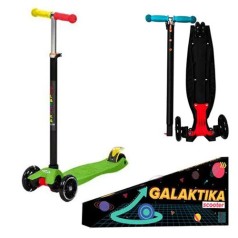 Самокат, зелений