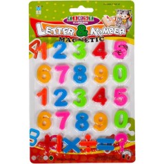 Цифры и знаки на магните маленький арт. 8302, размер цифр или знаков – 2,5 см, на планшете 21,5*14,5см